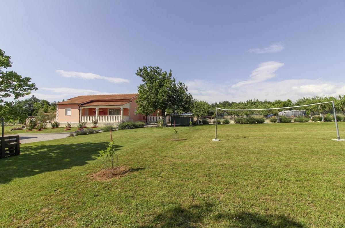Villa Linda In Lovrinici à Pazin Extérieur photo
