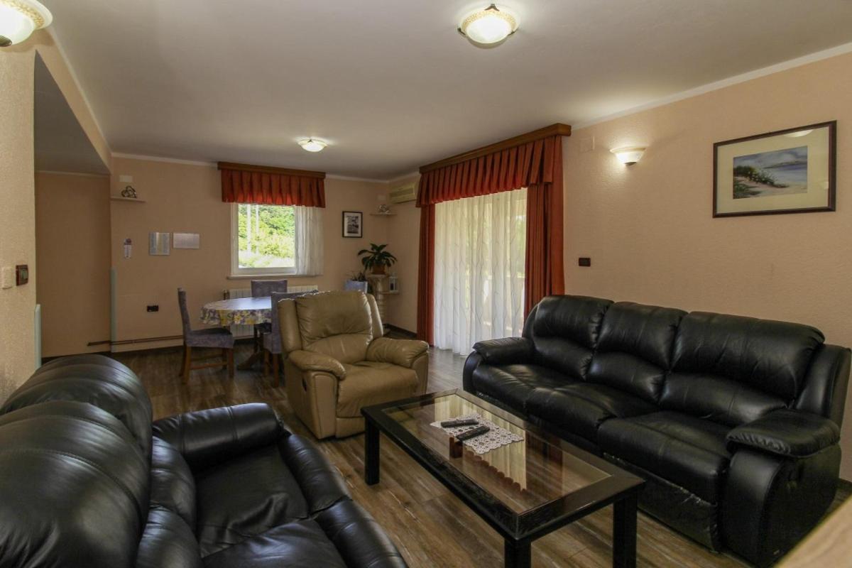 Villa Linda In Lovrinici à Pazin Extérieur photo