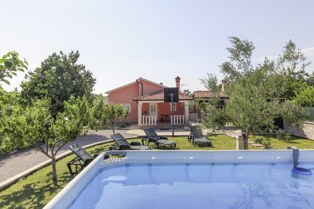 Villa Linda In Lovrinici à Pazin Extérieur photo